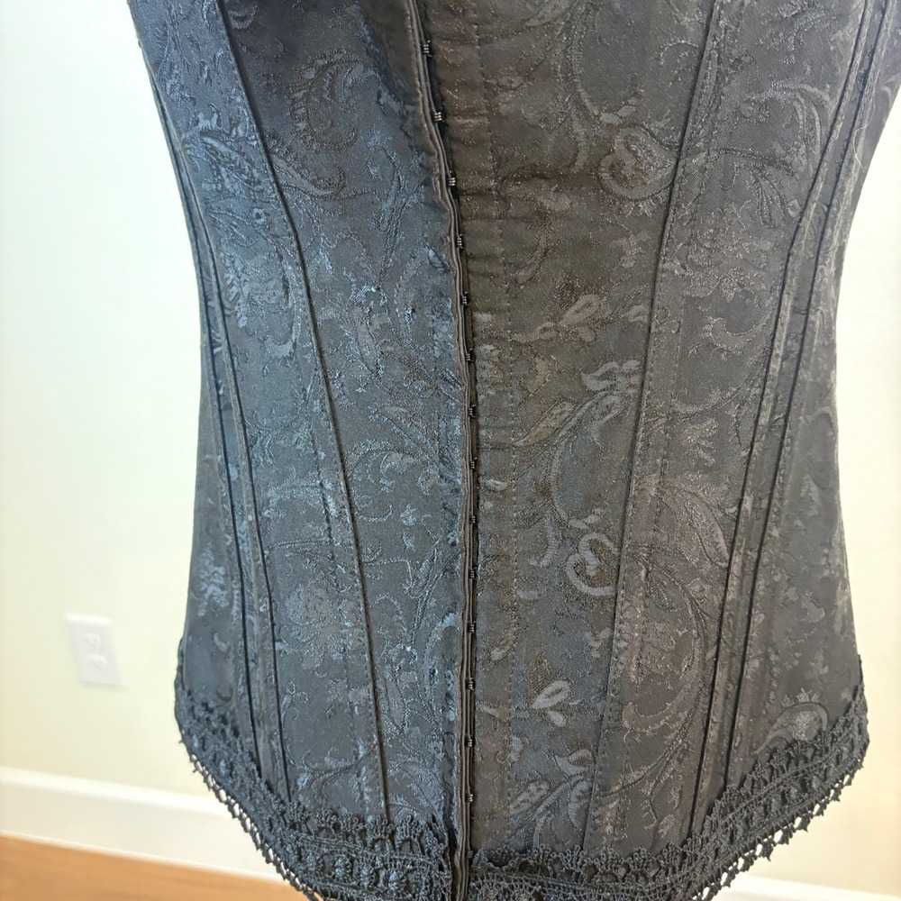 iCollection Corset Top Women Size 44 Black Floral Jacquard Lace Trim Goth Vamp - Picture 4 of 8